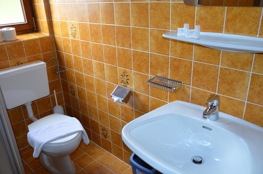 Gasthof "Zur Gemuetlichkeit" Bschlabs Екстер'єр фото