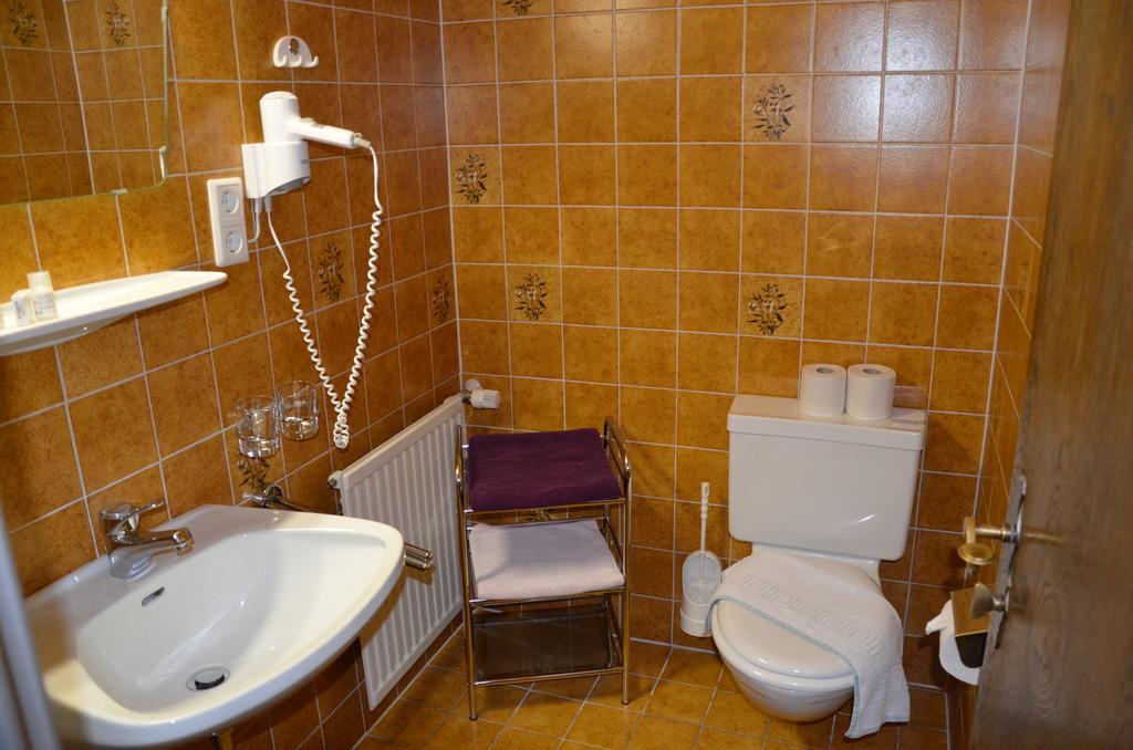 Gasthof "Zur Gemuetlichkeit" Bschlabs Екстер'єр фото